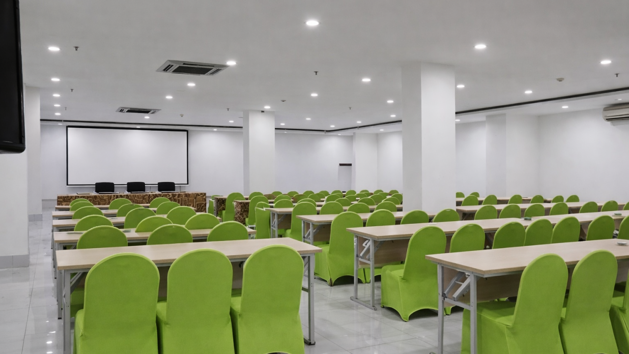 Aurene Hall (1)