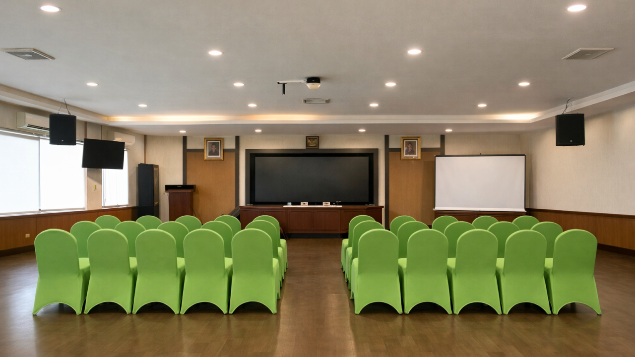 Sky Line Hall (1)